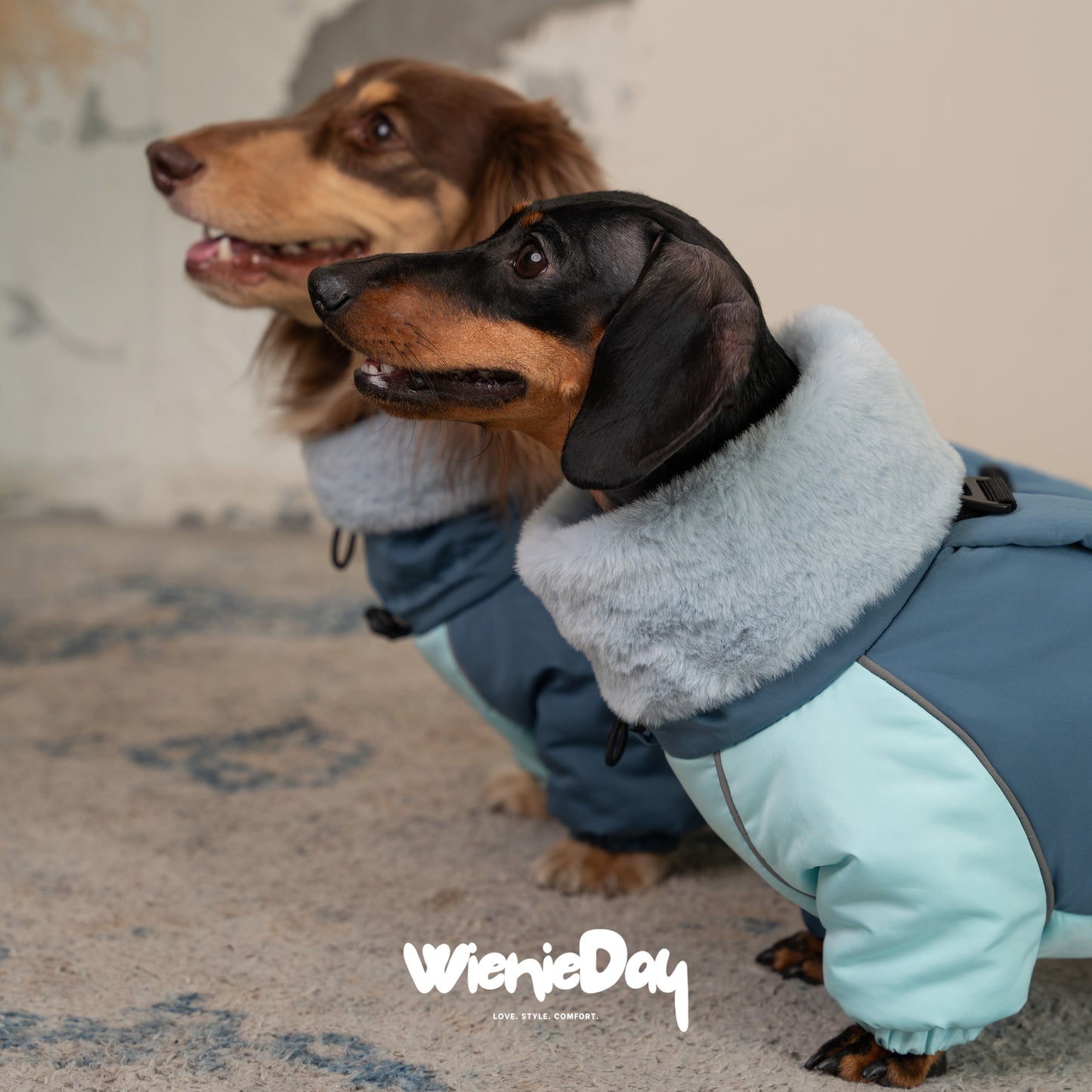 Wieniedy “Cloud Wrap” Four-leg Turtleneck Cotton Coat