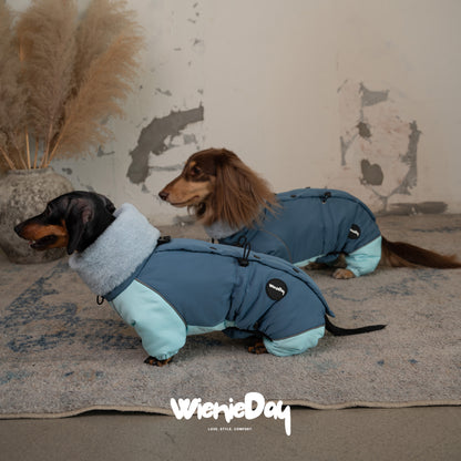 Wieniedy “Cloud Wrap” Four-leg Turtleneck Cotton Coat