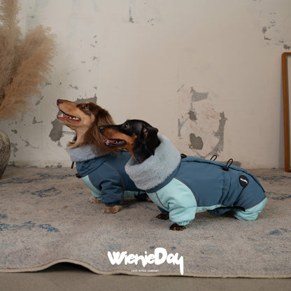 Wieniedy “Cloud Wrap” Four-leg Turtleneck Cotton Coat